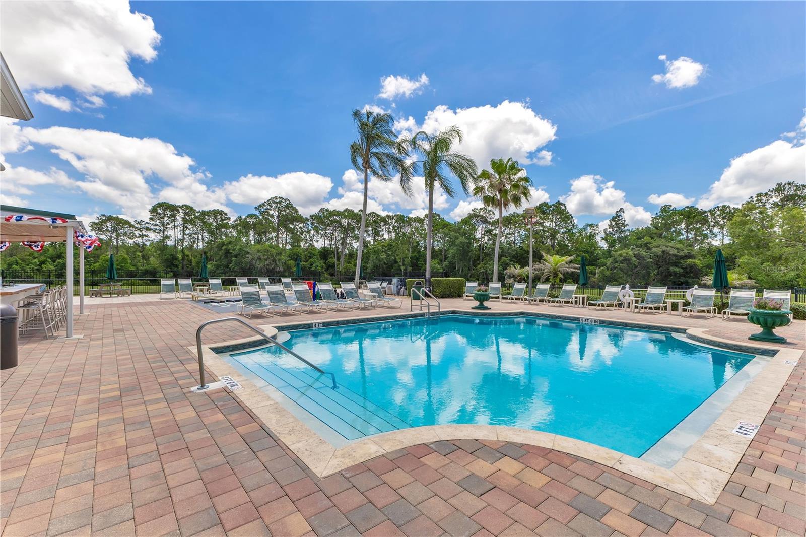 EMERALD ISLAND RESORT PH 2 - Residential