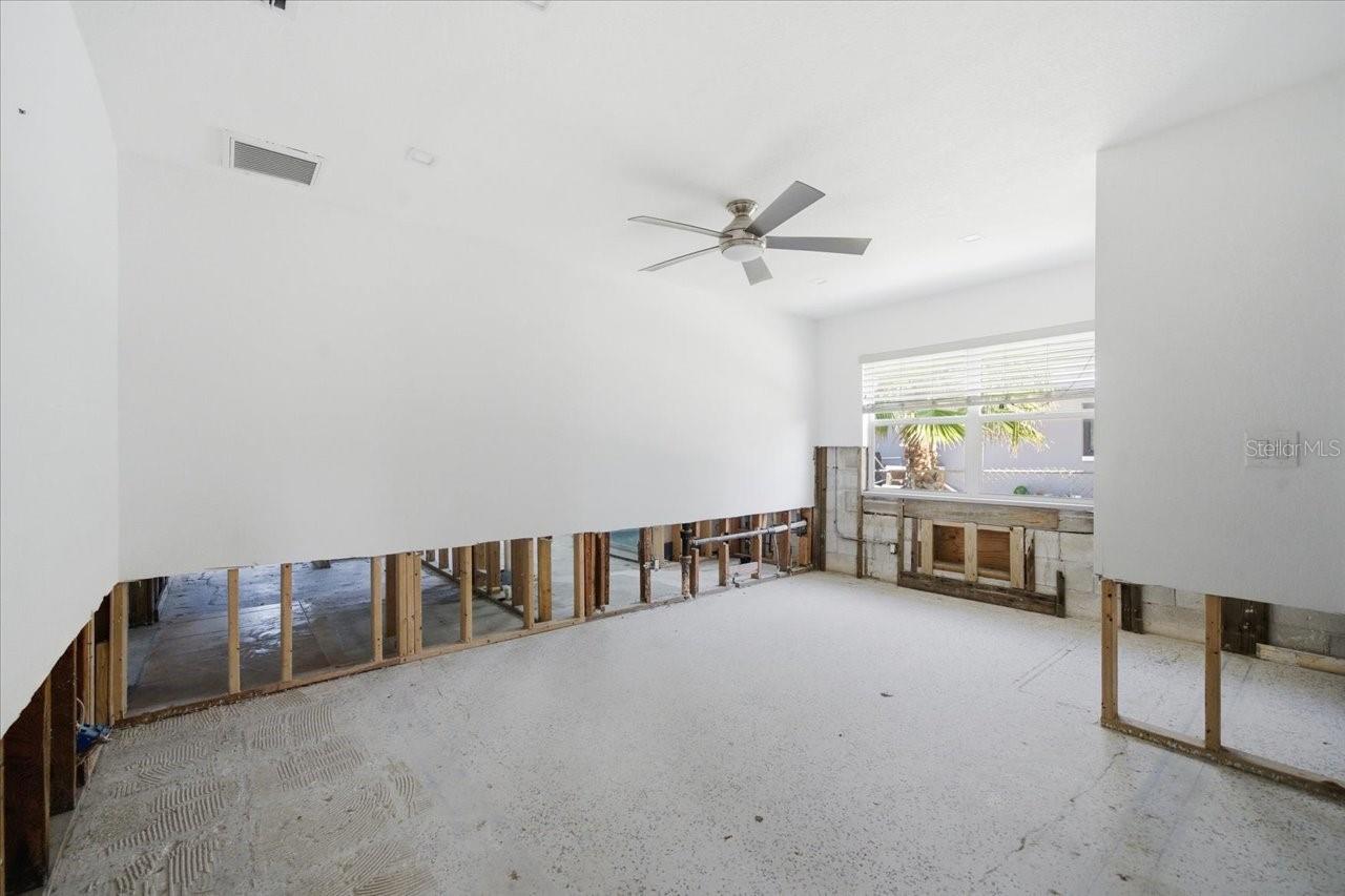 BRIGHTWATER BEACH ESTATES 1ST ADD - Residential