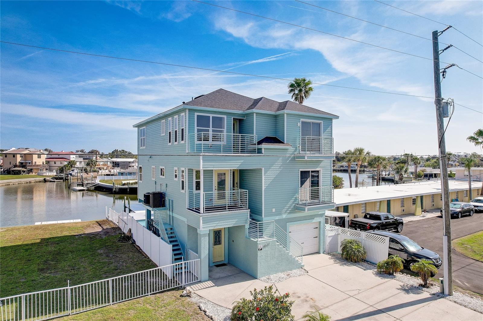HUDSON BEACH ESTATES - Residential