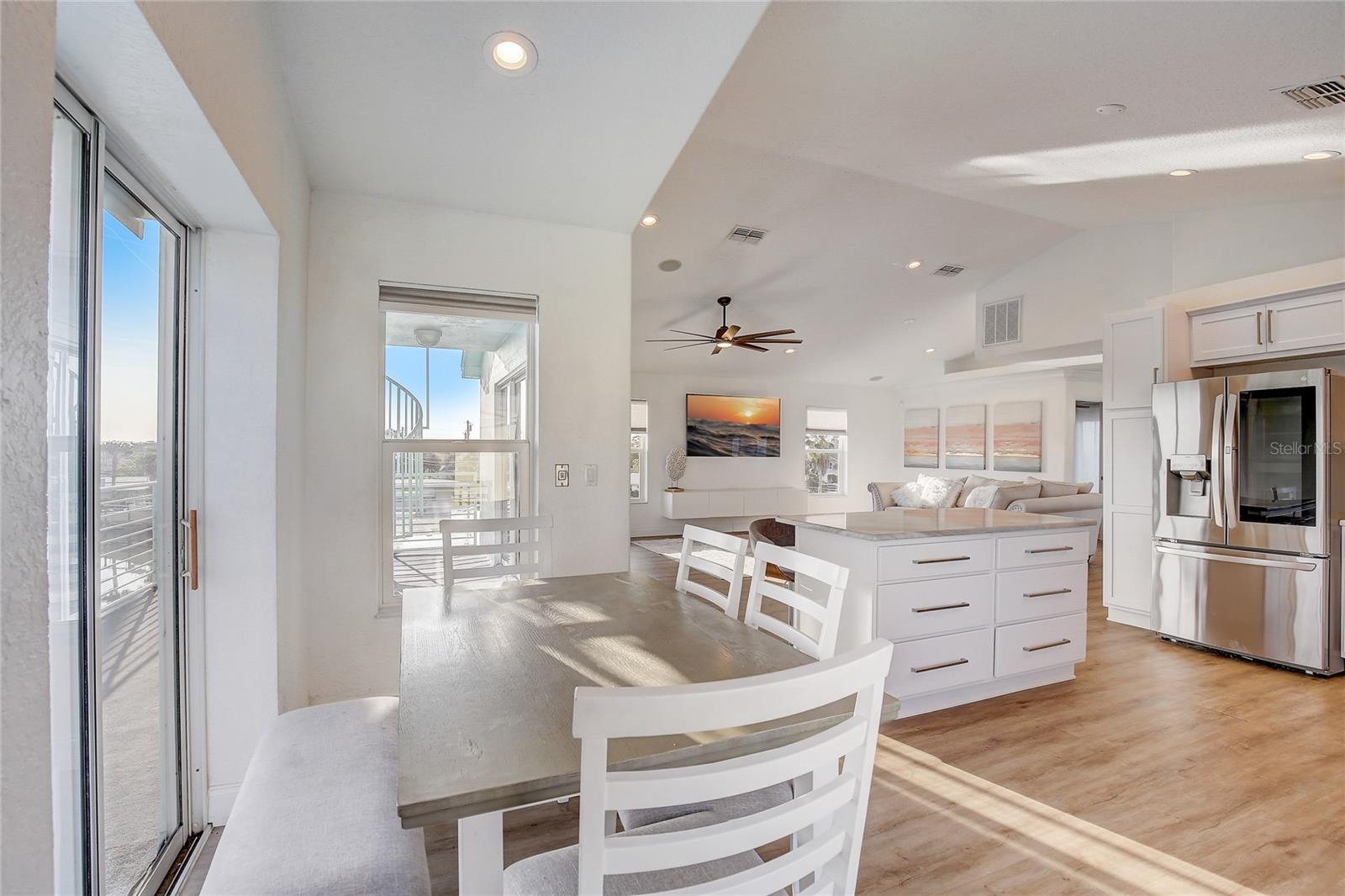 HUDSON BEACH ESTATES - Residential