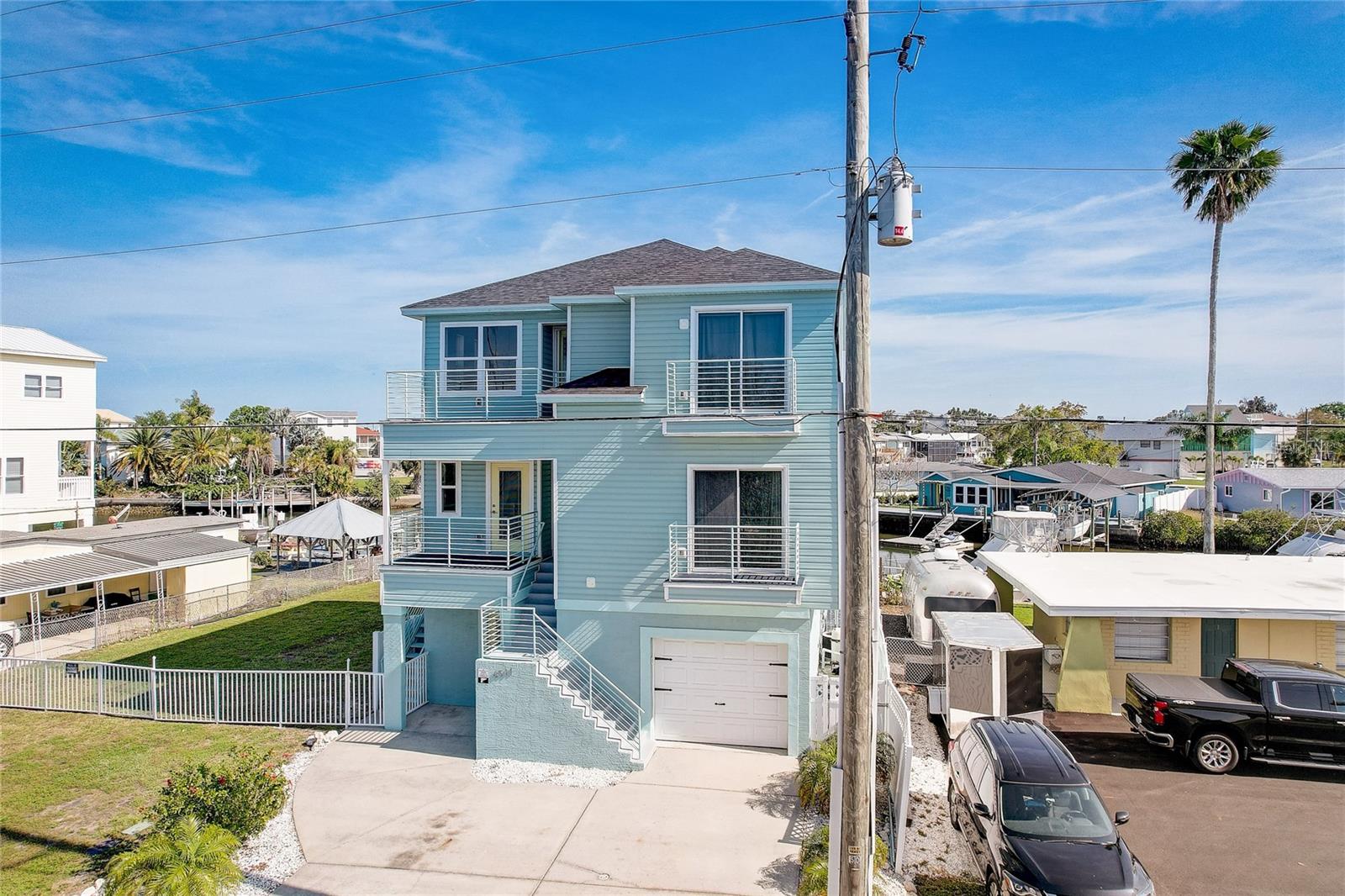 HUDSON BEACH ESTATES - Residential