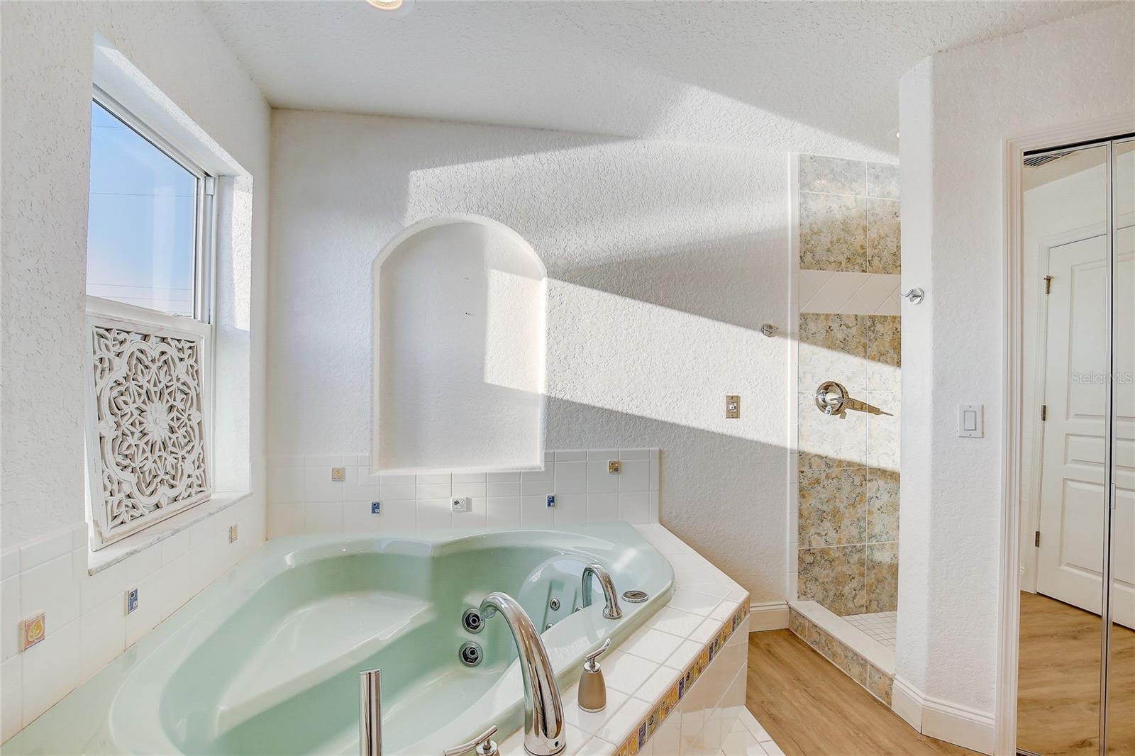 HUDSON BEACH ESTATES - Residential