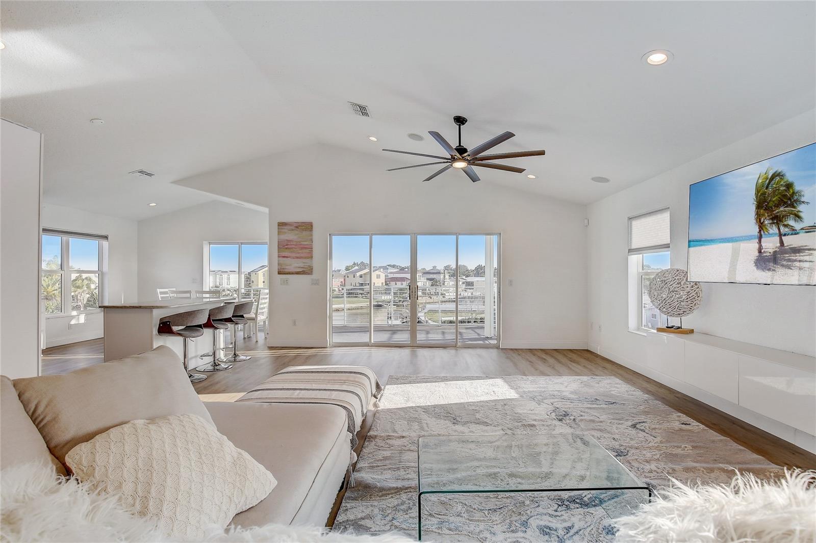 HUDSON BEACH ESTATES - Residential