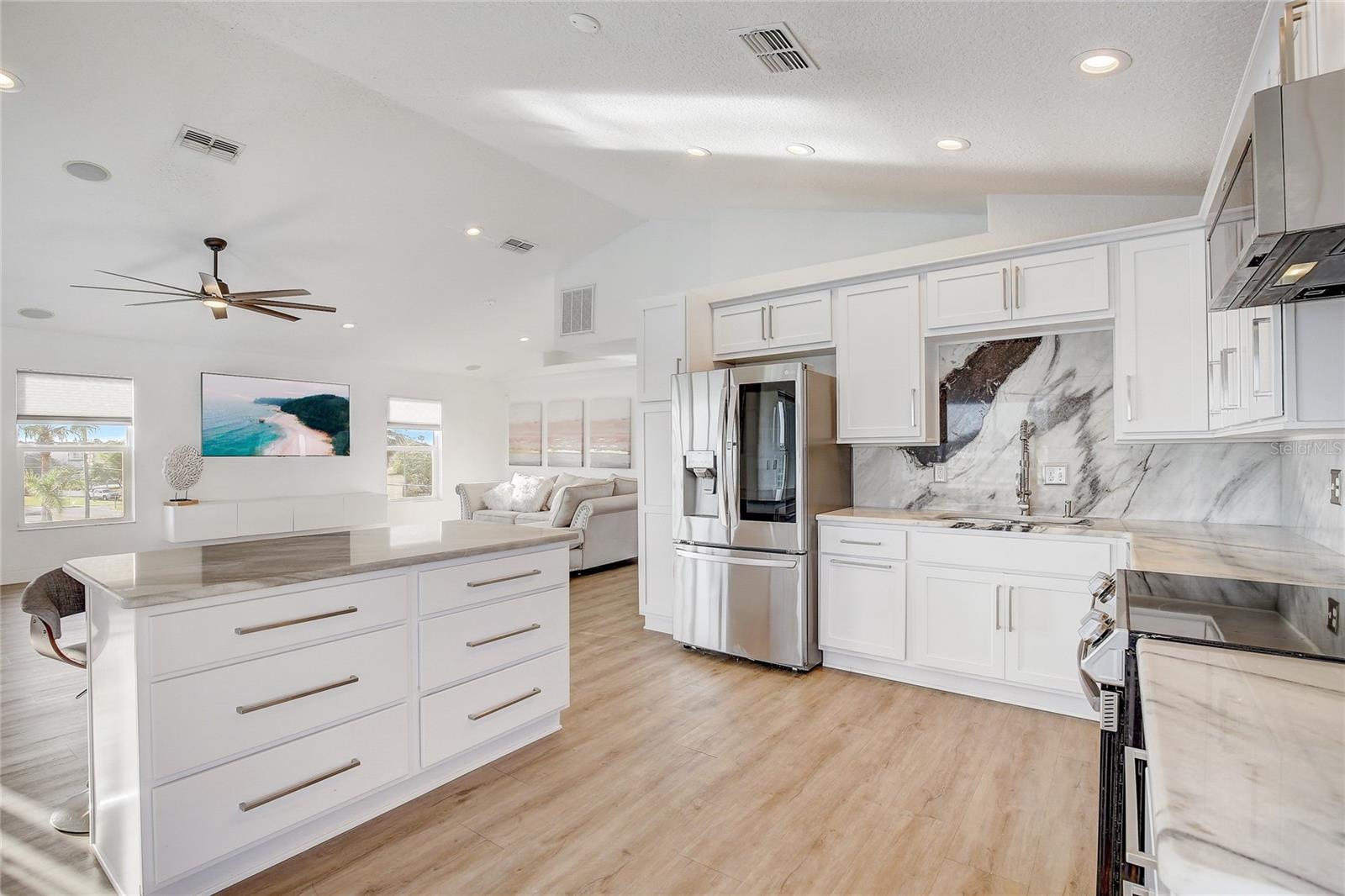 HUDSON BEACH ESTATES - Residential