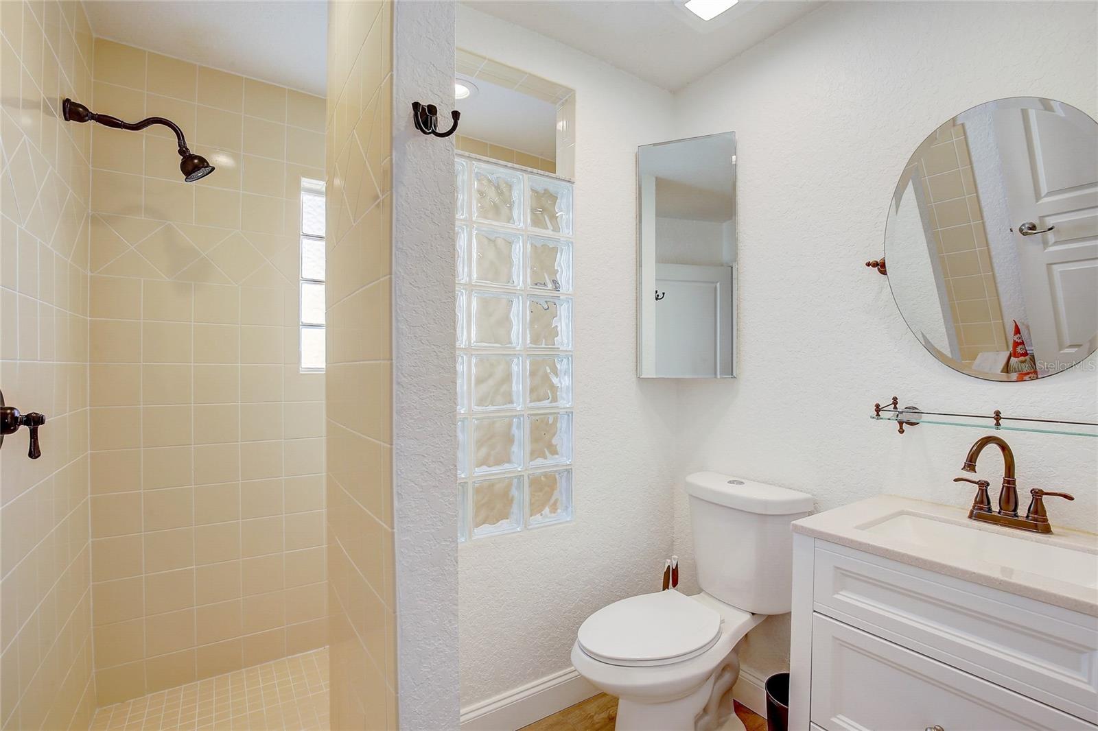 HUDSON BEACH ESTATES - Residential