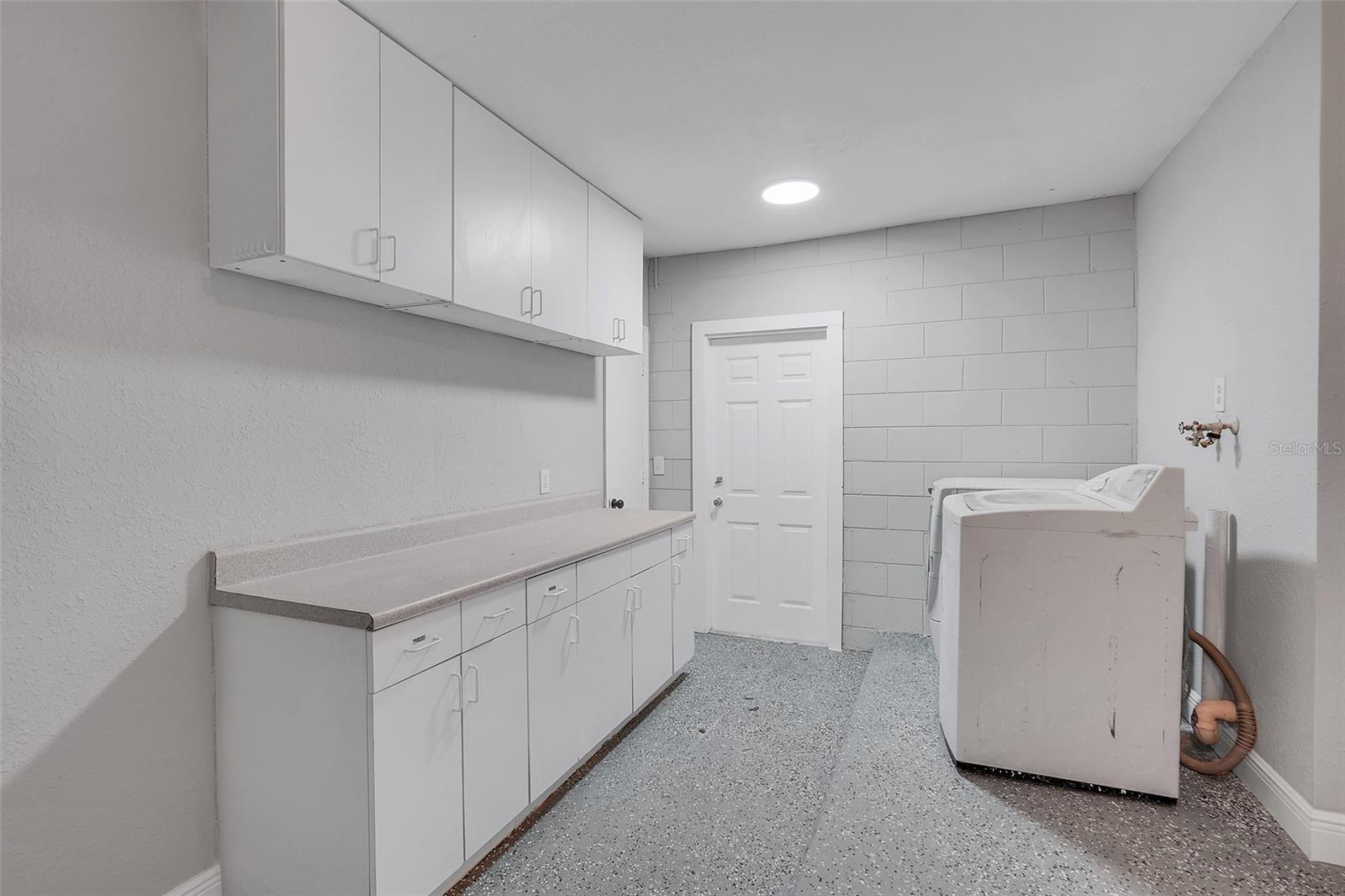 WHISPER WOODS - Residential