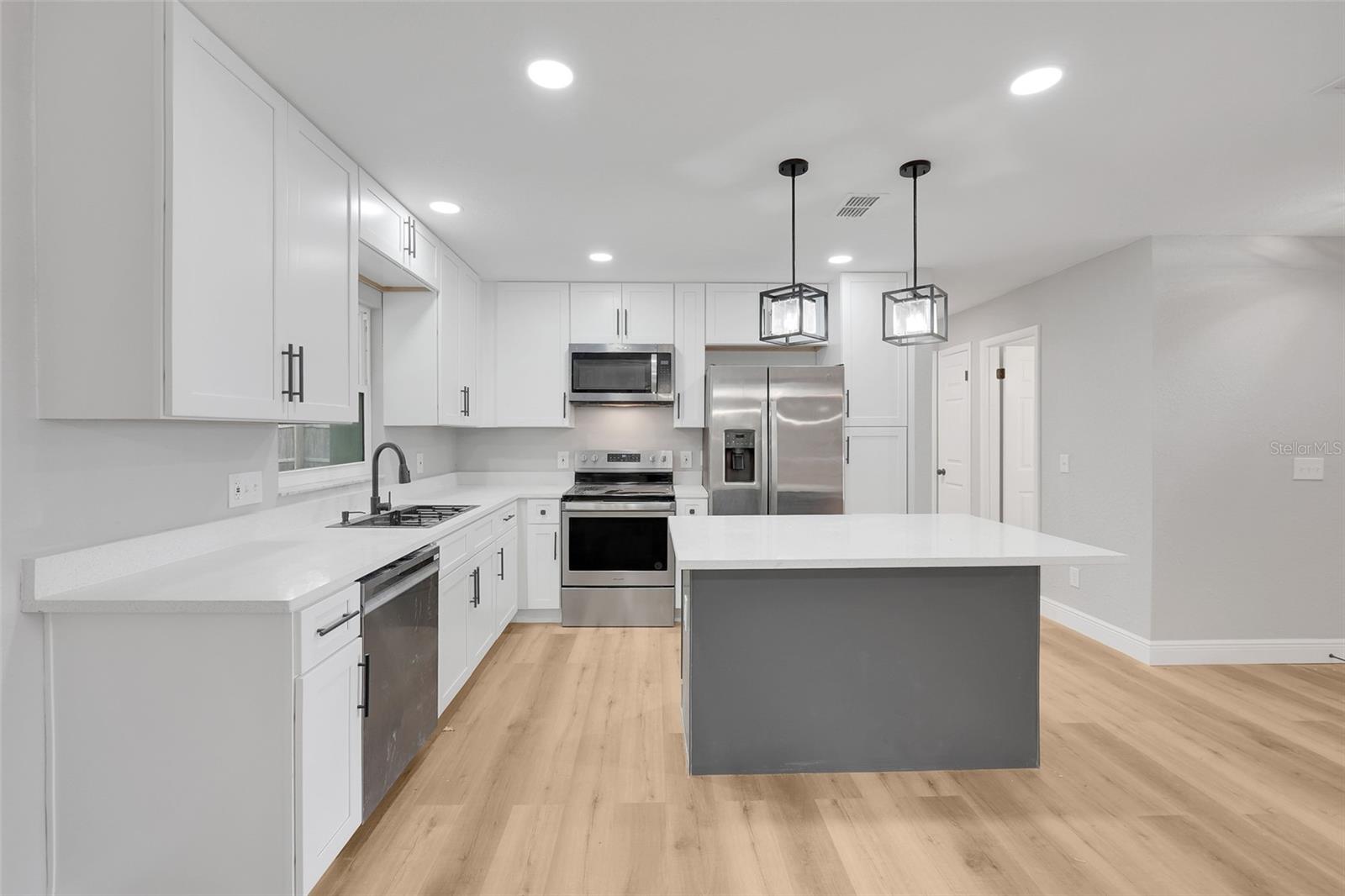 WHISPER WOODS - Residential