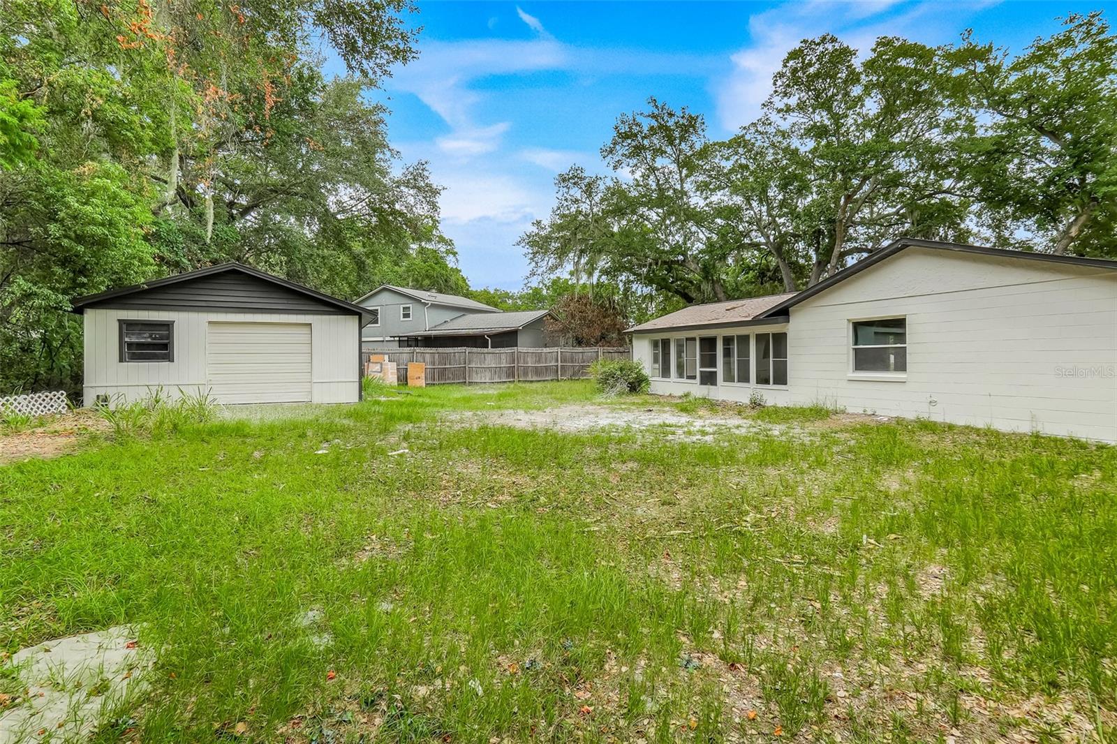 WHISPER WOODS - Residential