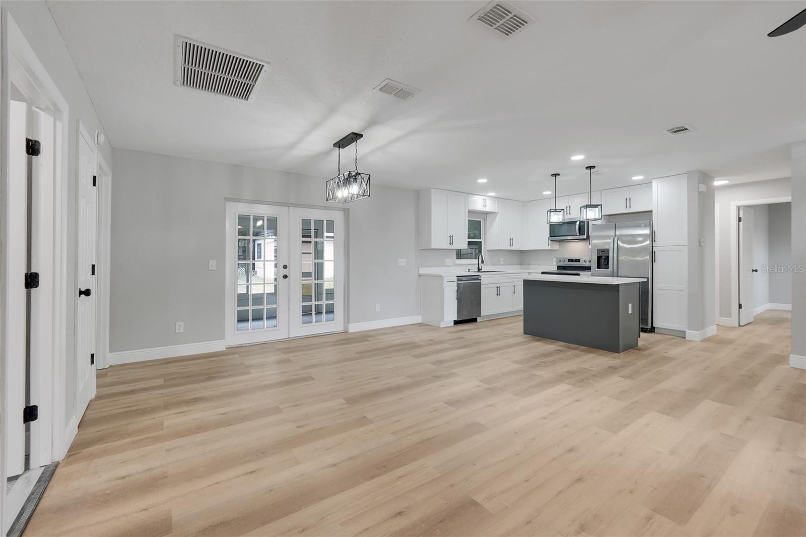 WHISPER WOODS - Residential