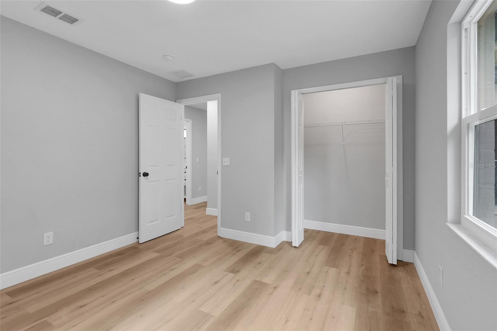WHISPER WOODS - Residential