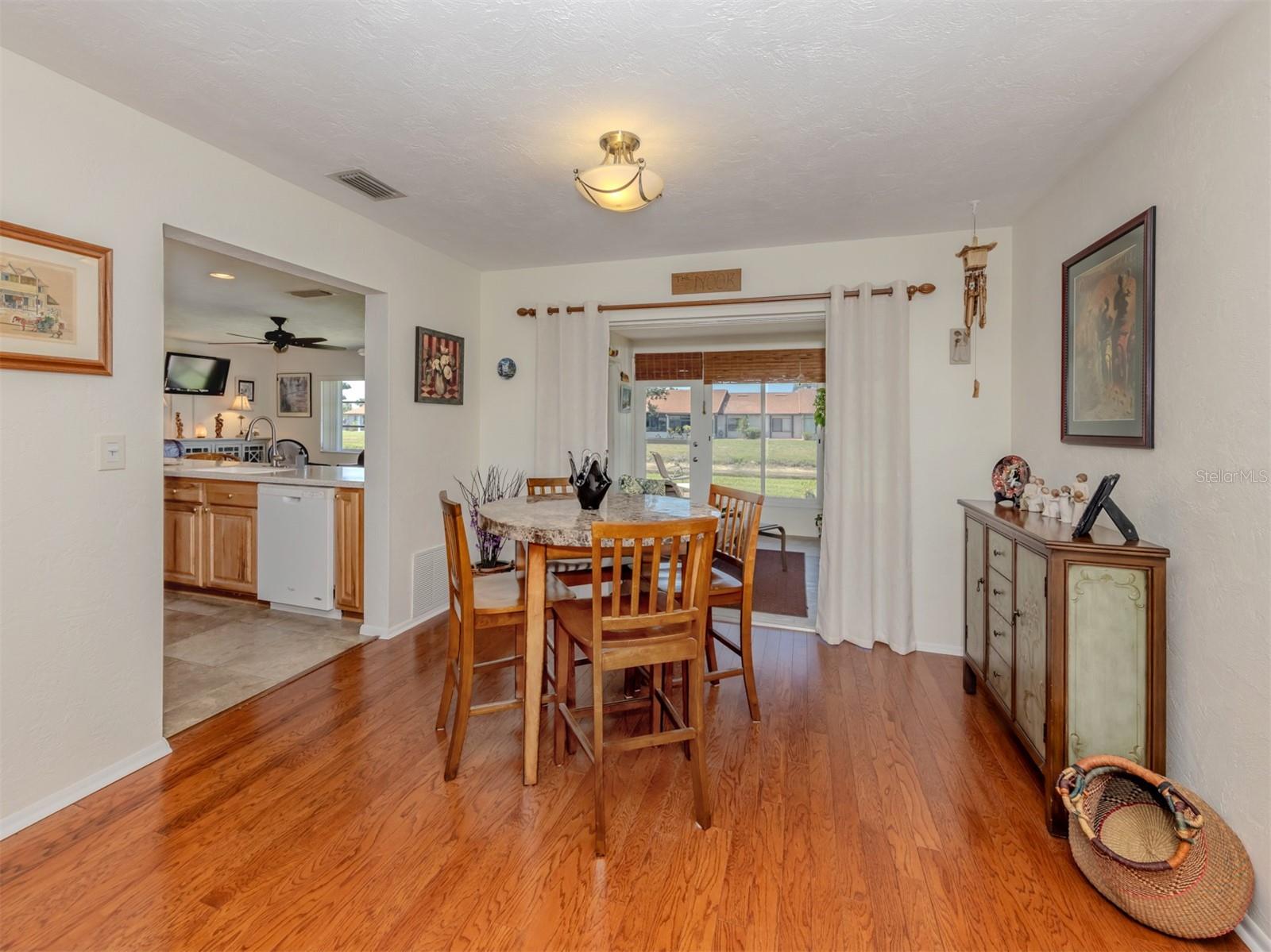 VENICE GARDENS UNIT 34 SEC 2 - Residential