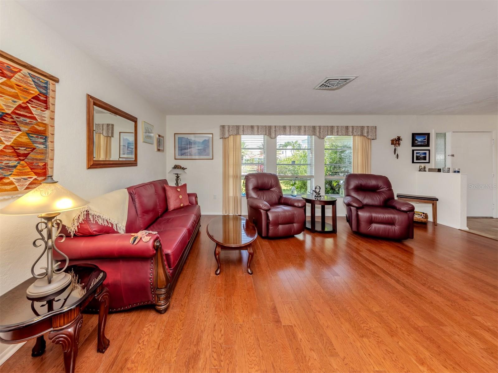 VENICE GARDENS UNIT 34 SEC 2 - Residential