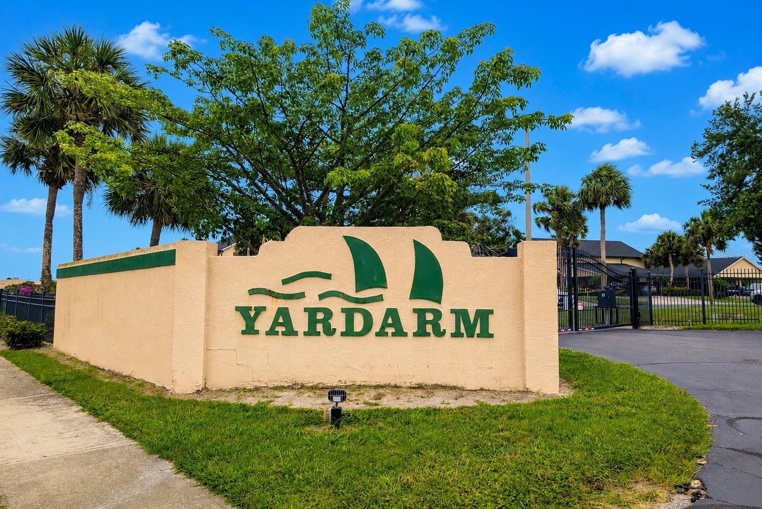 YARDARM CONDO PH 01 - Residential