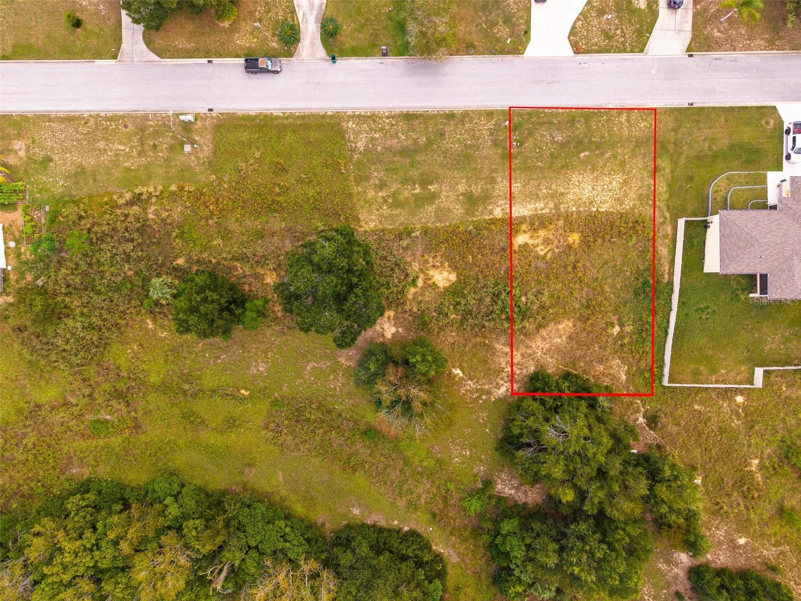 EUSTIS LAKE DOT ESTATES SUB - Land
