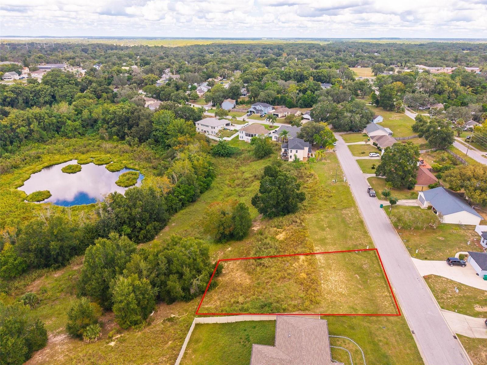EUSTIS LAKE DOT ESTATES SUB - Land