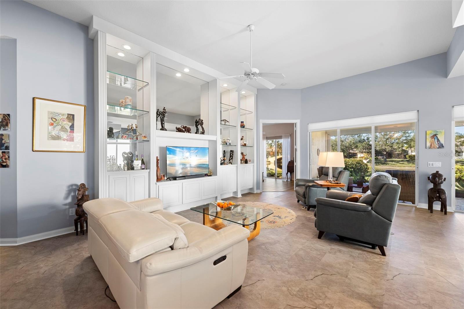 VILLAGEWALK - Residential