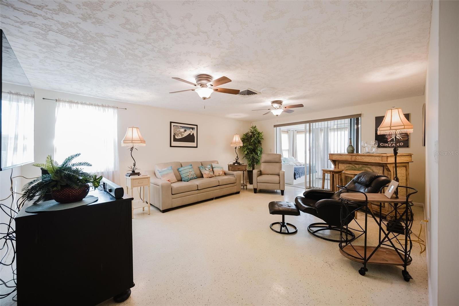GULF GATE MANOR - Residential