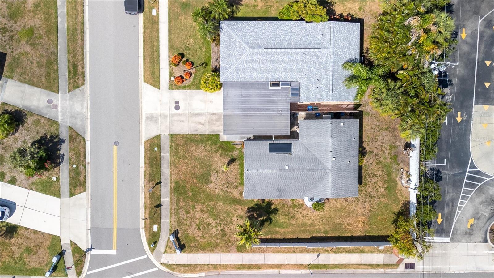 GULF GATE MANOR - Residential