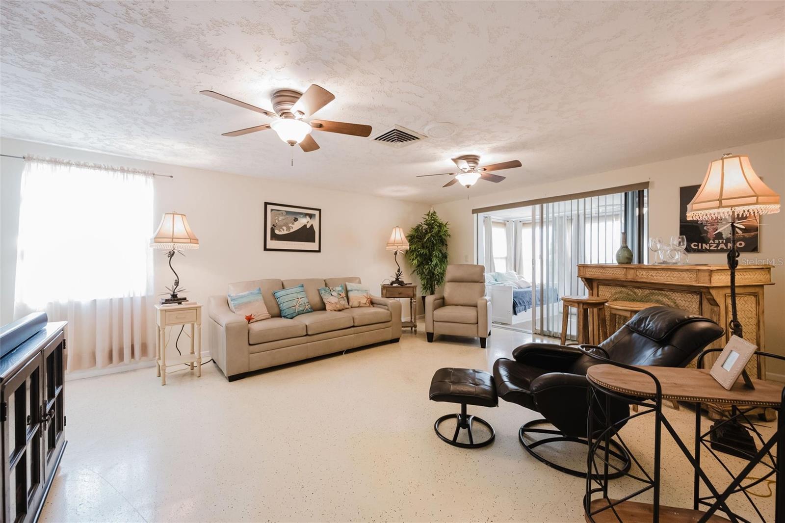 GULF GATE MANOR - Residential