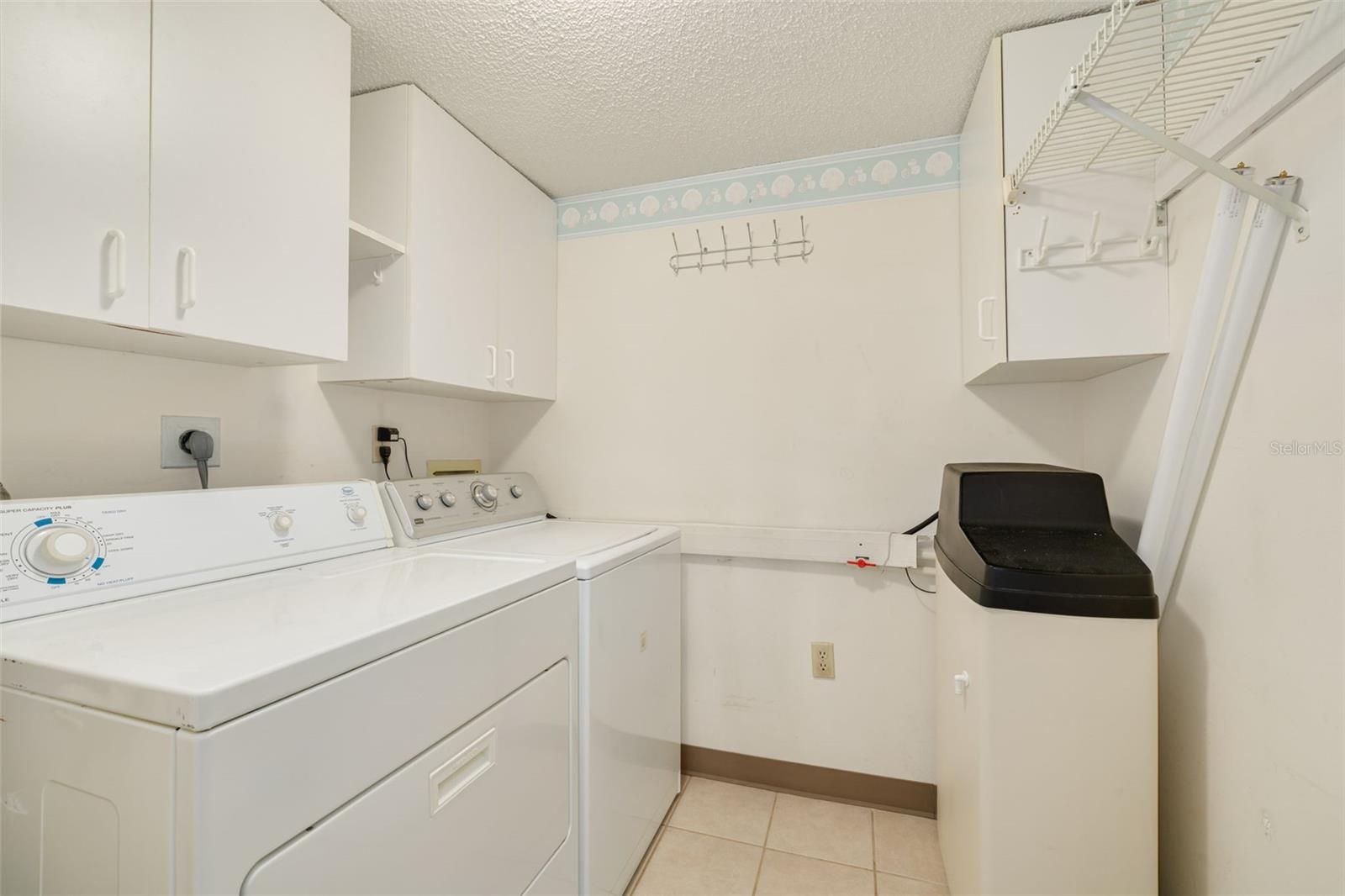 PINE RIDGE AT PALM HARBOR - Residential