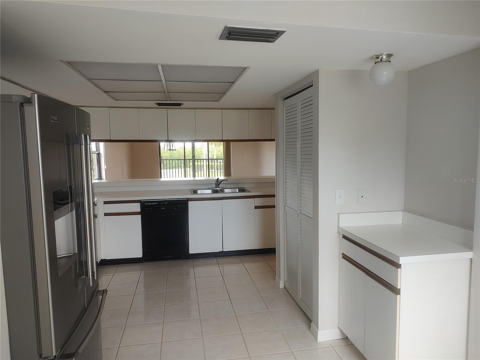 RIVER PLACE - Residential