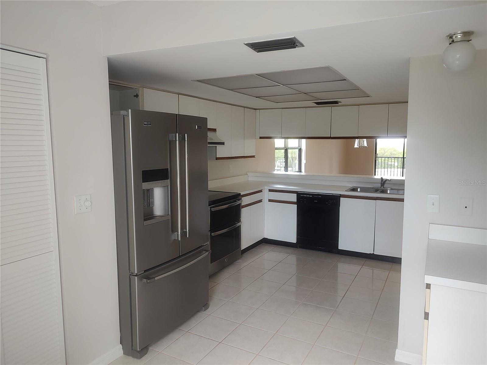 RIVER PLACE - Residential