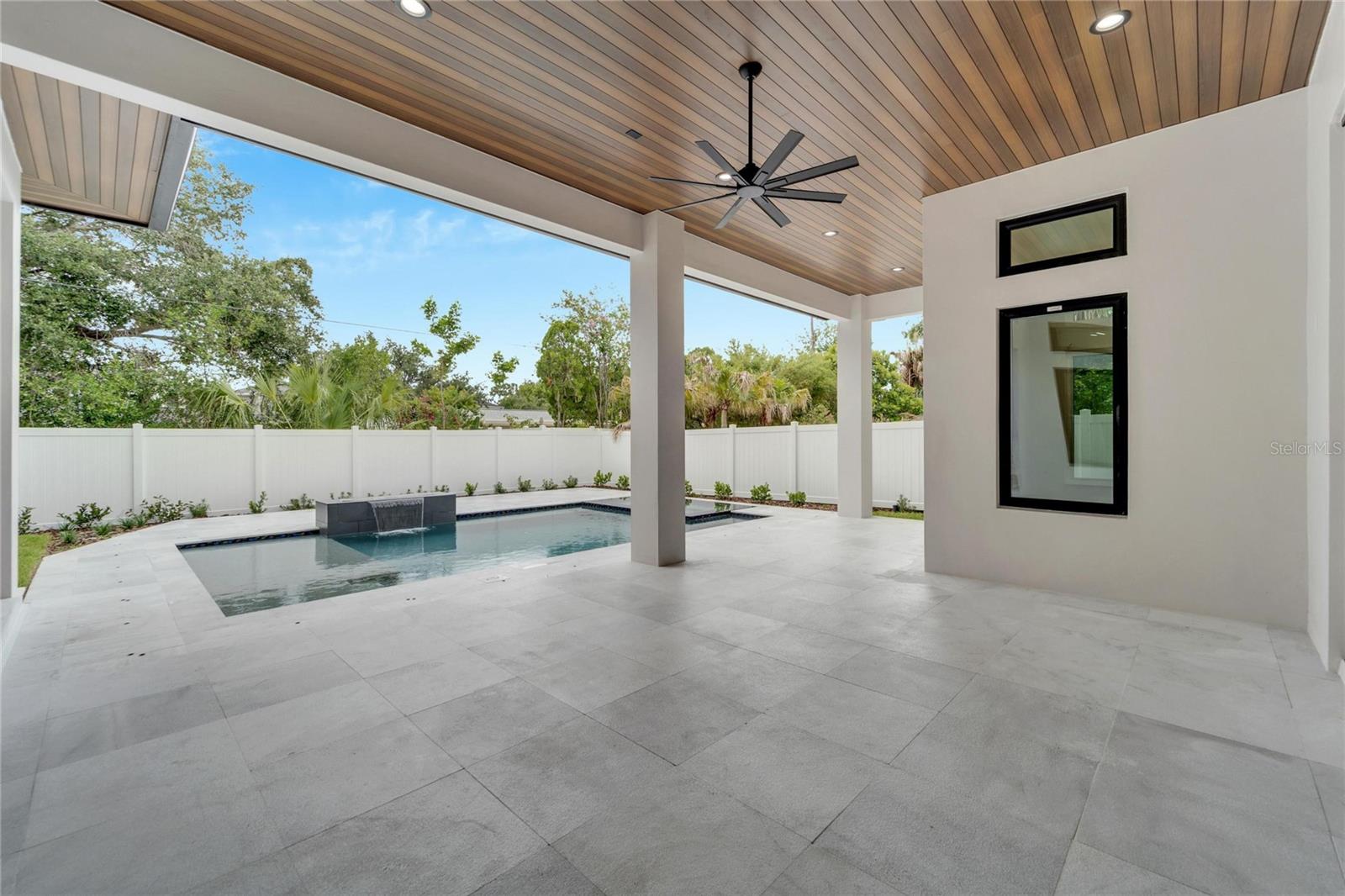 MORRISON COURT - Residential