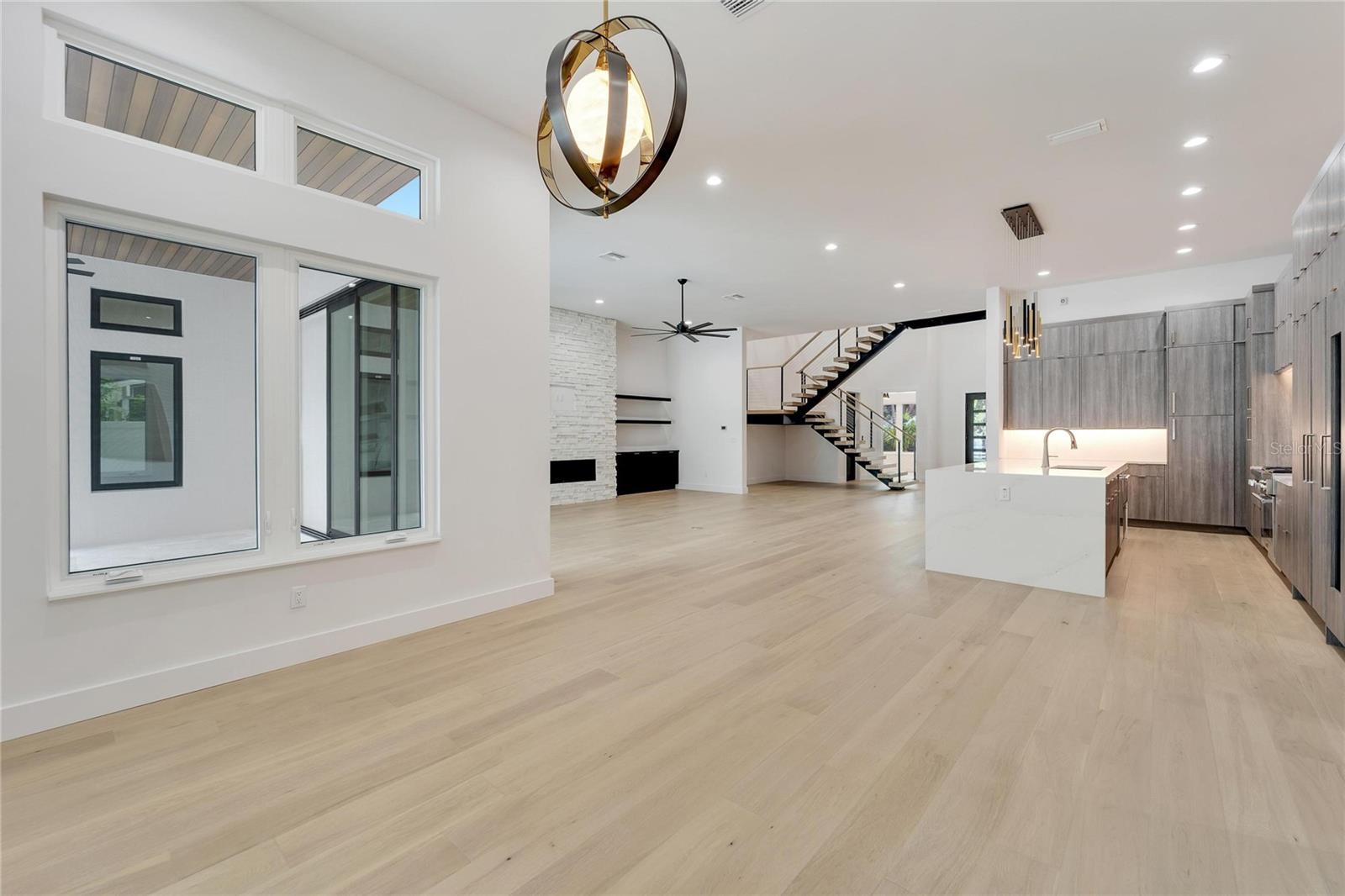 MORRISON COURT - Residential