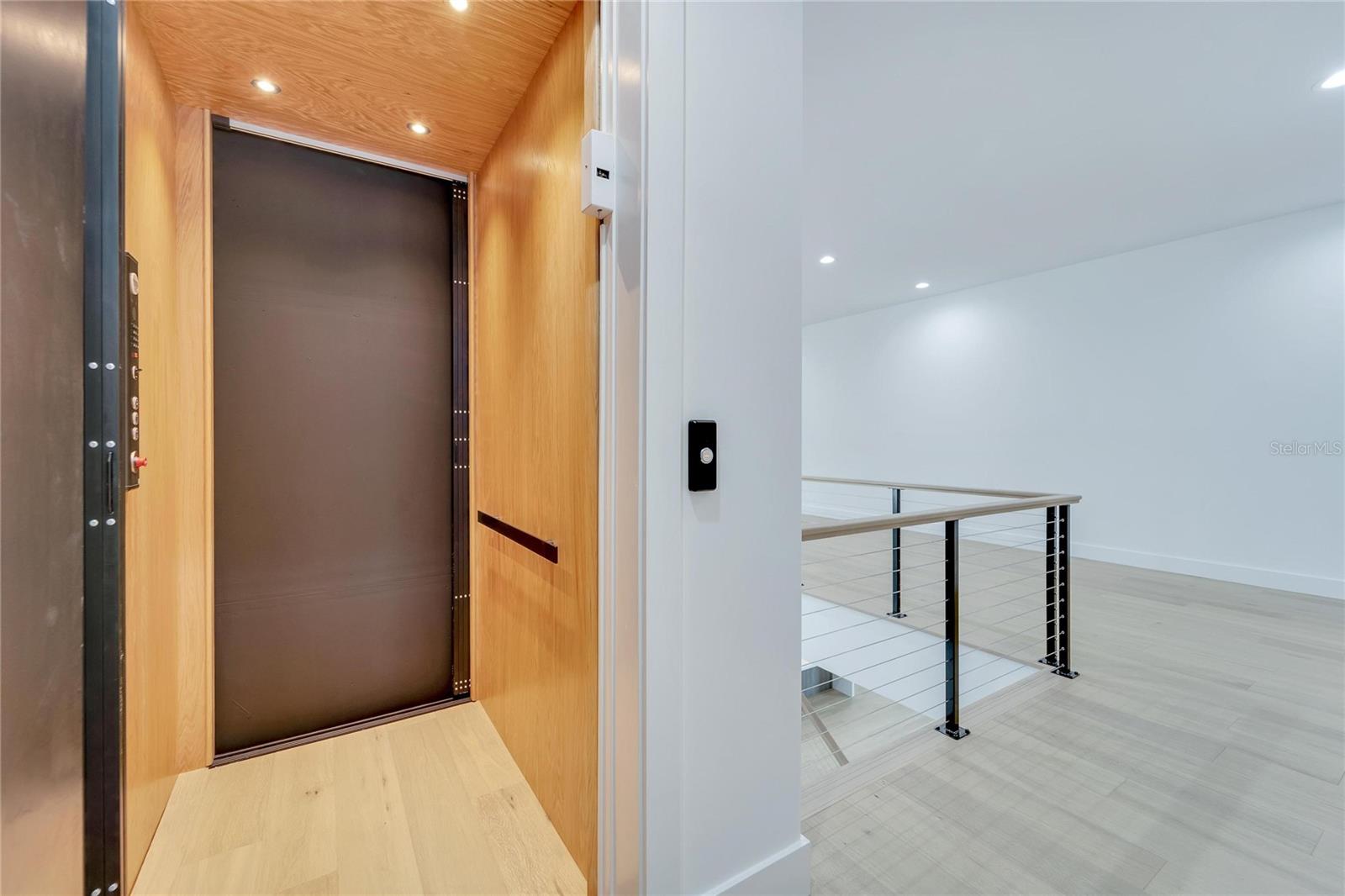 MORRISON COURT - Residential