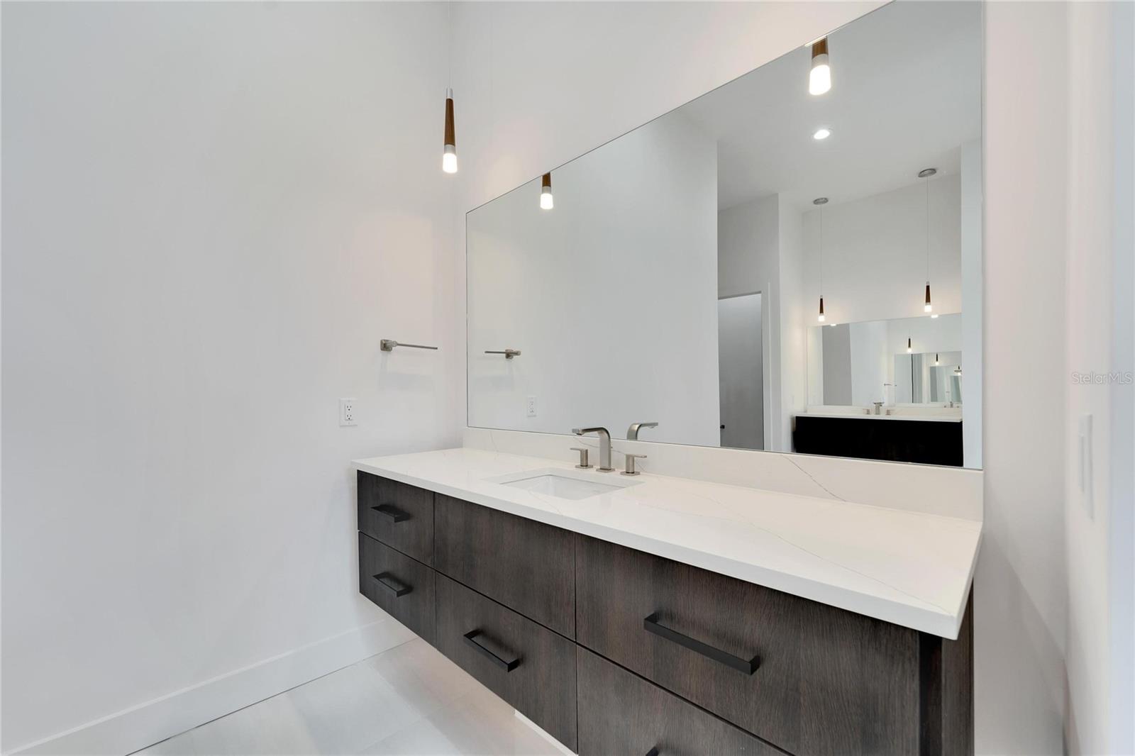 MORRISON COURT - Residential