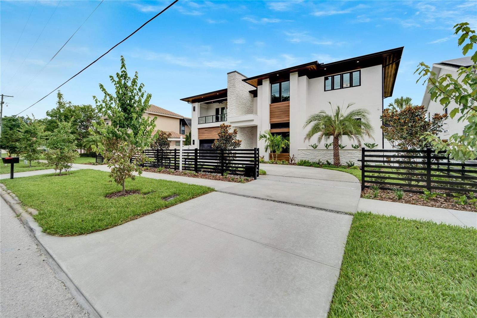 MORRISON COURT - Residential