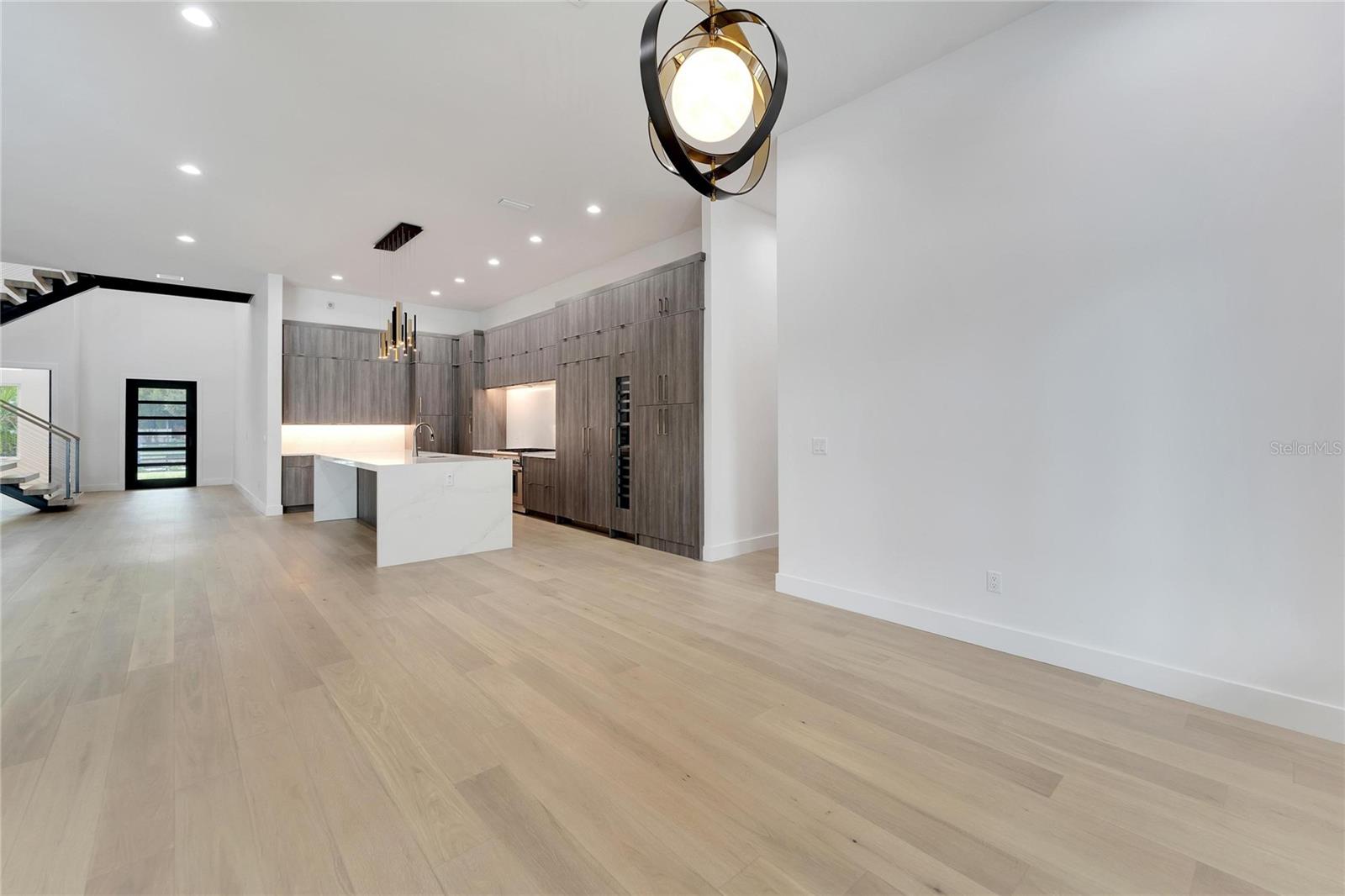 MORRISON COURT - Residential