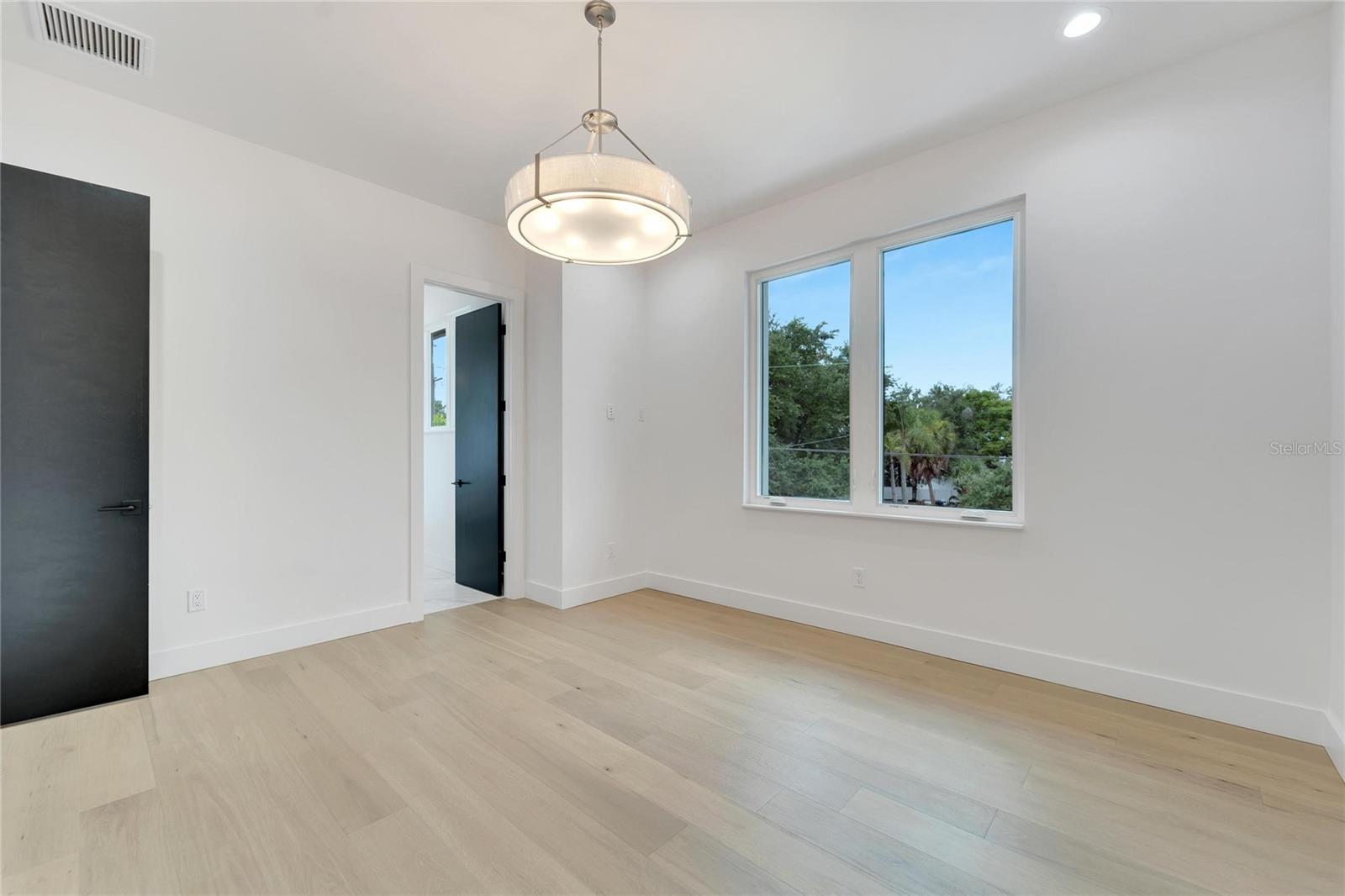 MORRISON COURT - Residential