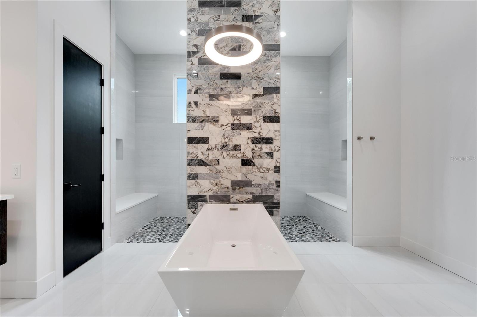 MORRISON COURT - Residential