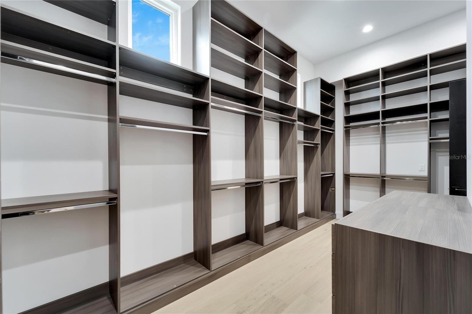 MORRISON COURT - Residential