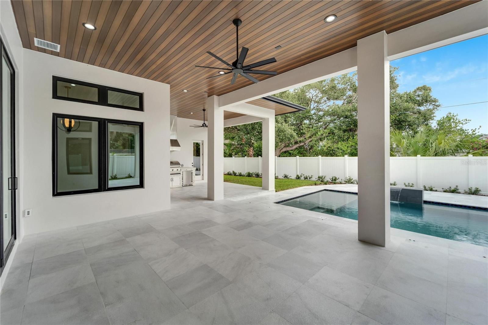 MORRISON COURT - Residential
