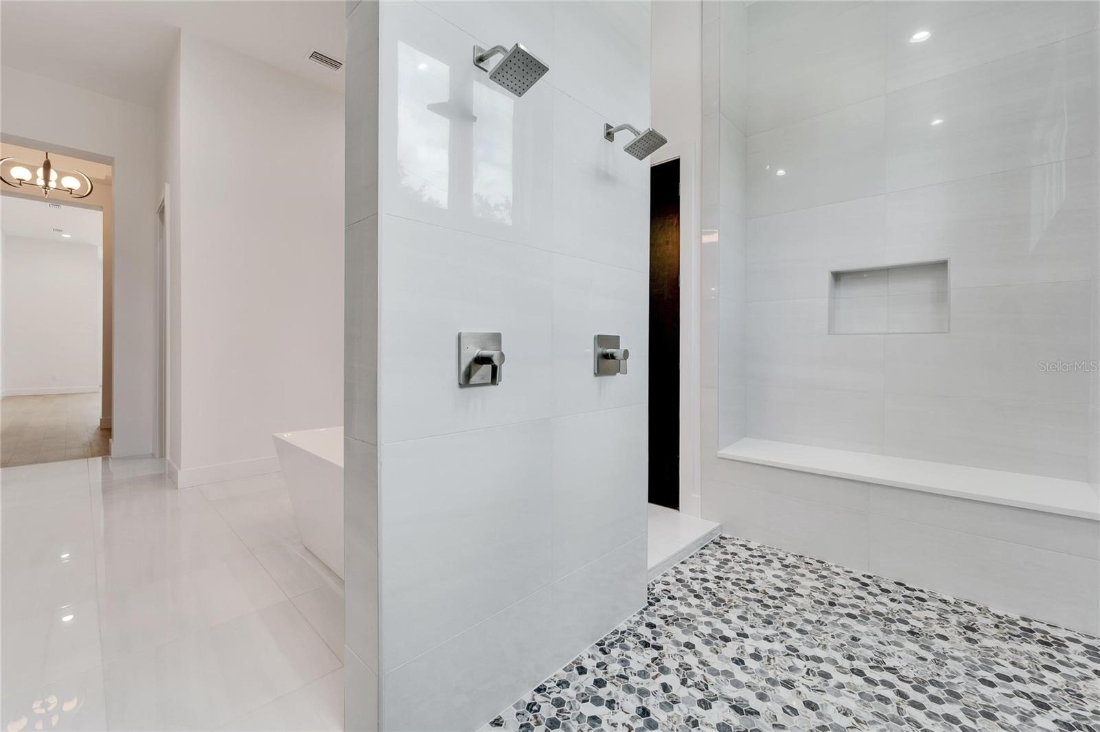 MORRISON COURT - Residential