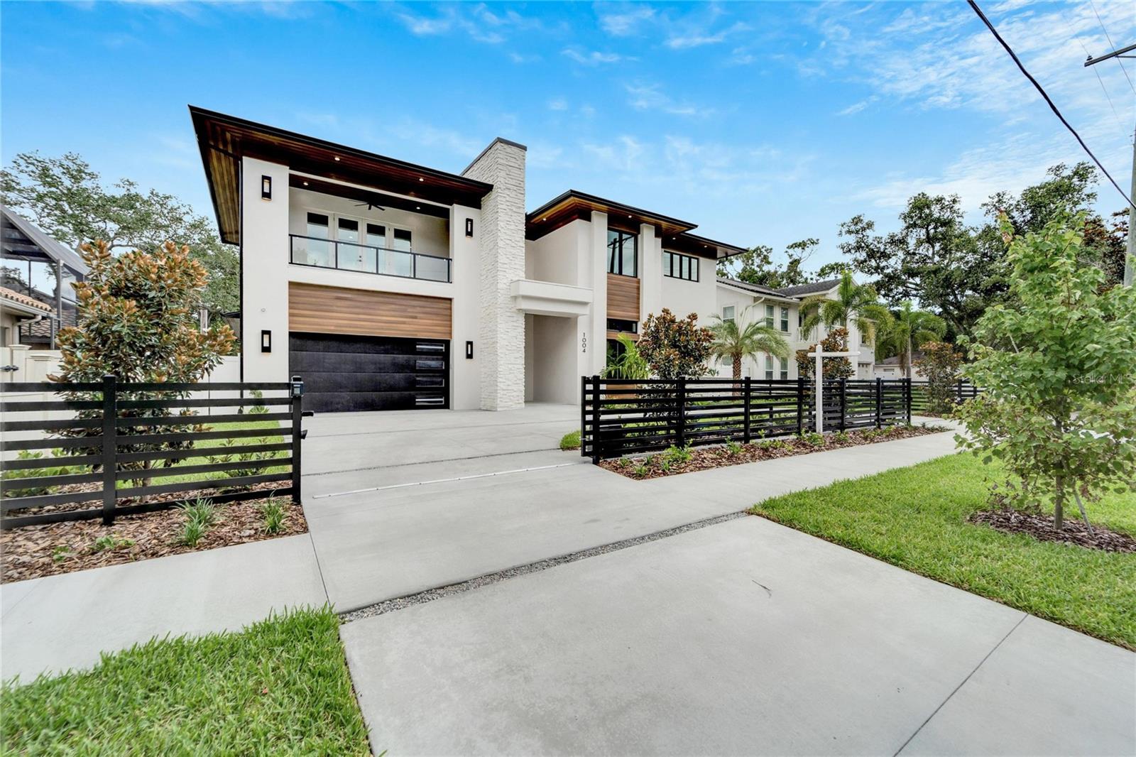MORRISON COURT - Residential