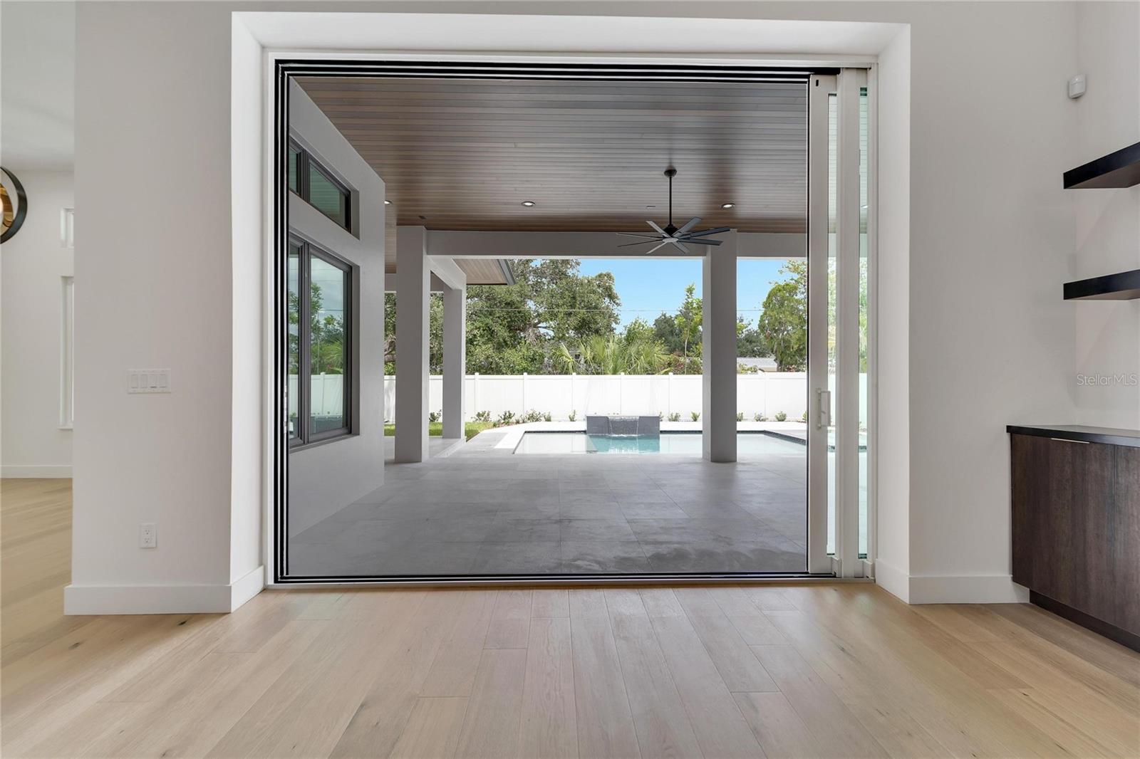MORRISON COURT - Residential