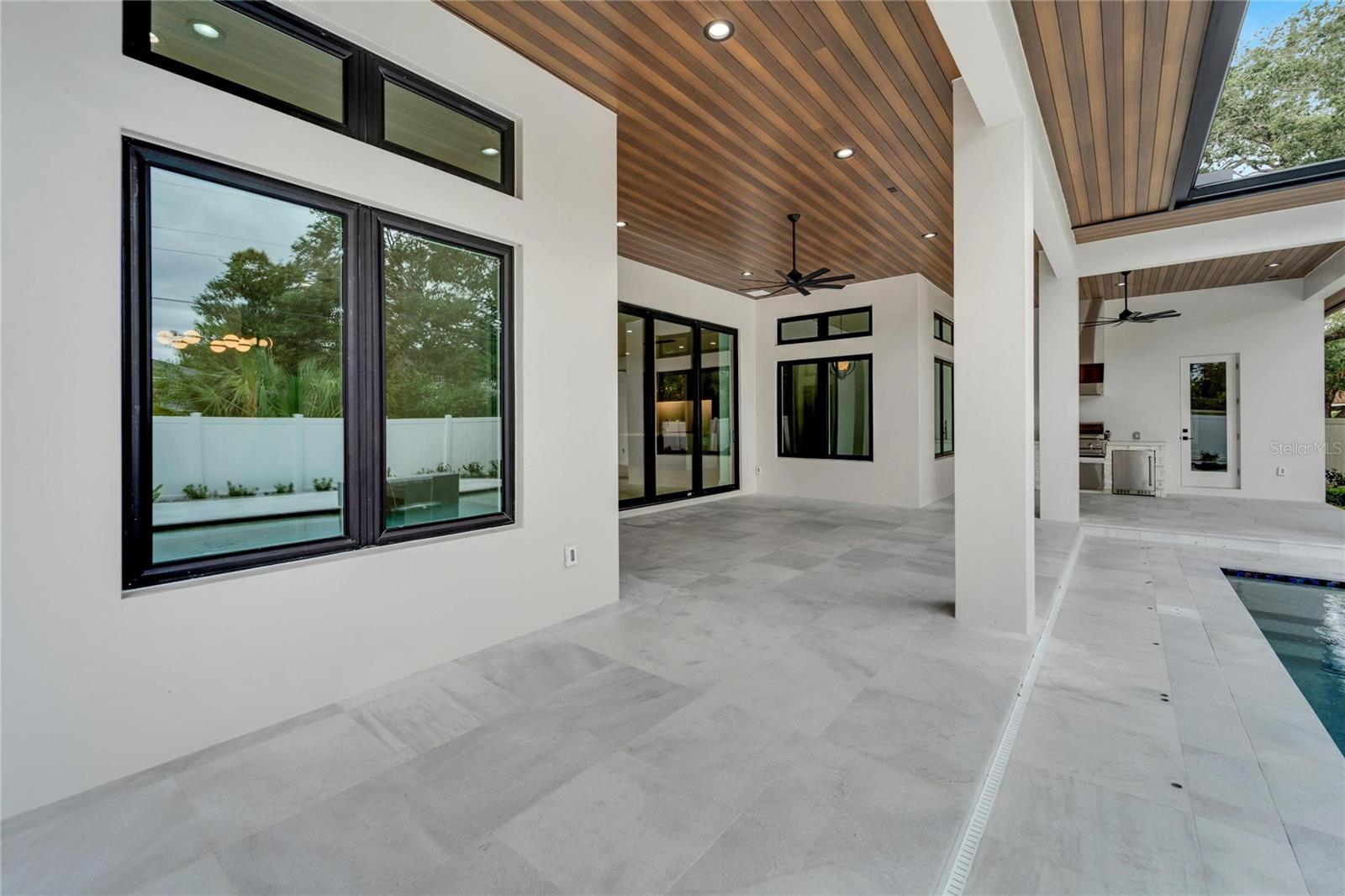 MORRISON COURT - Residential