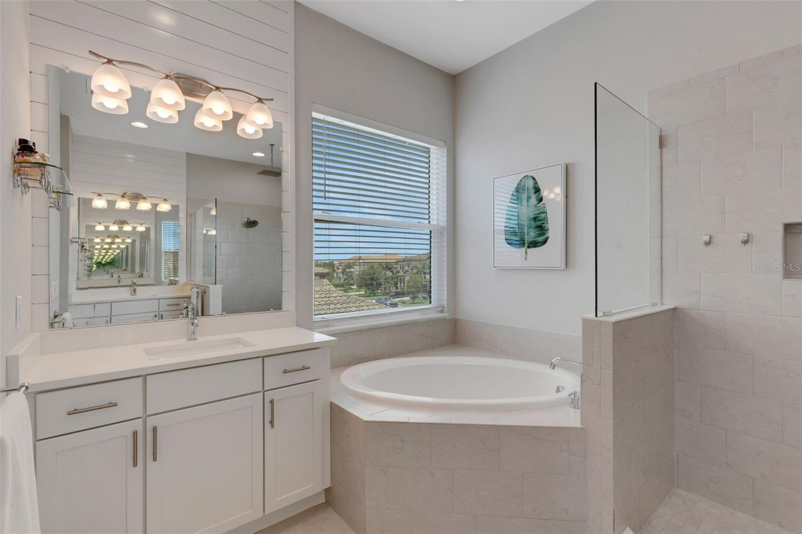LEGENDS BAY - Residential