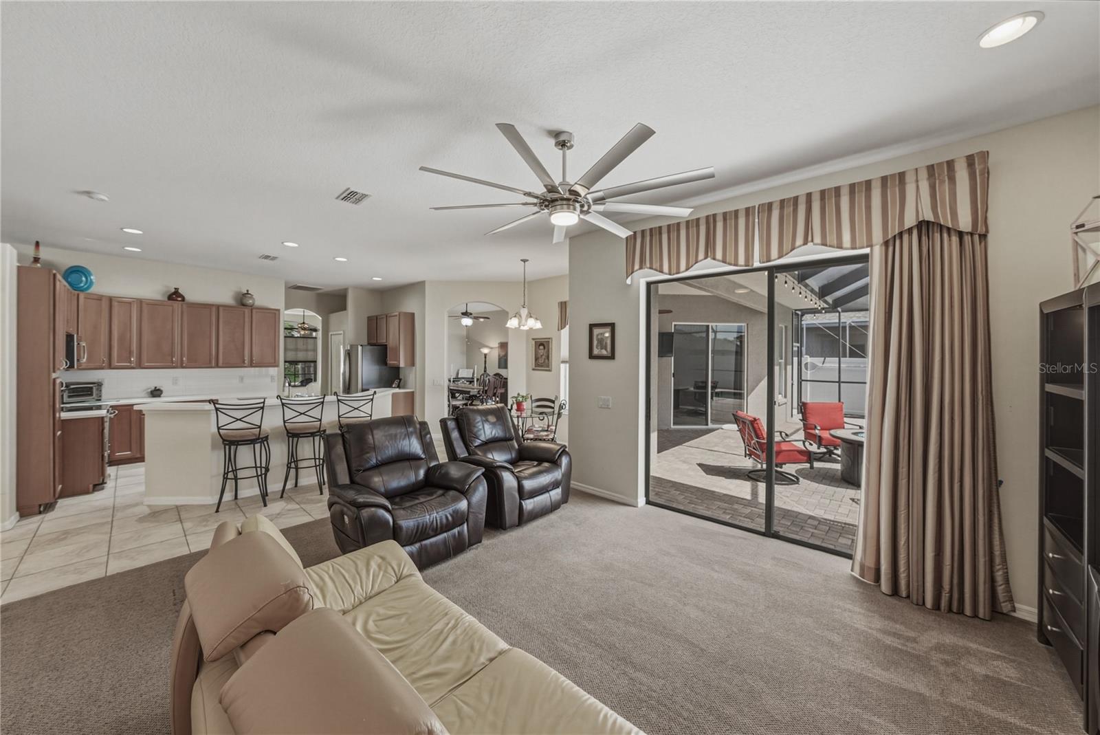 THOUSAND OAKS EAST PH 02 & 03 - Residential