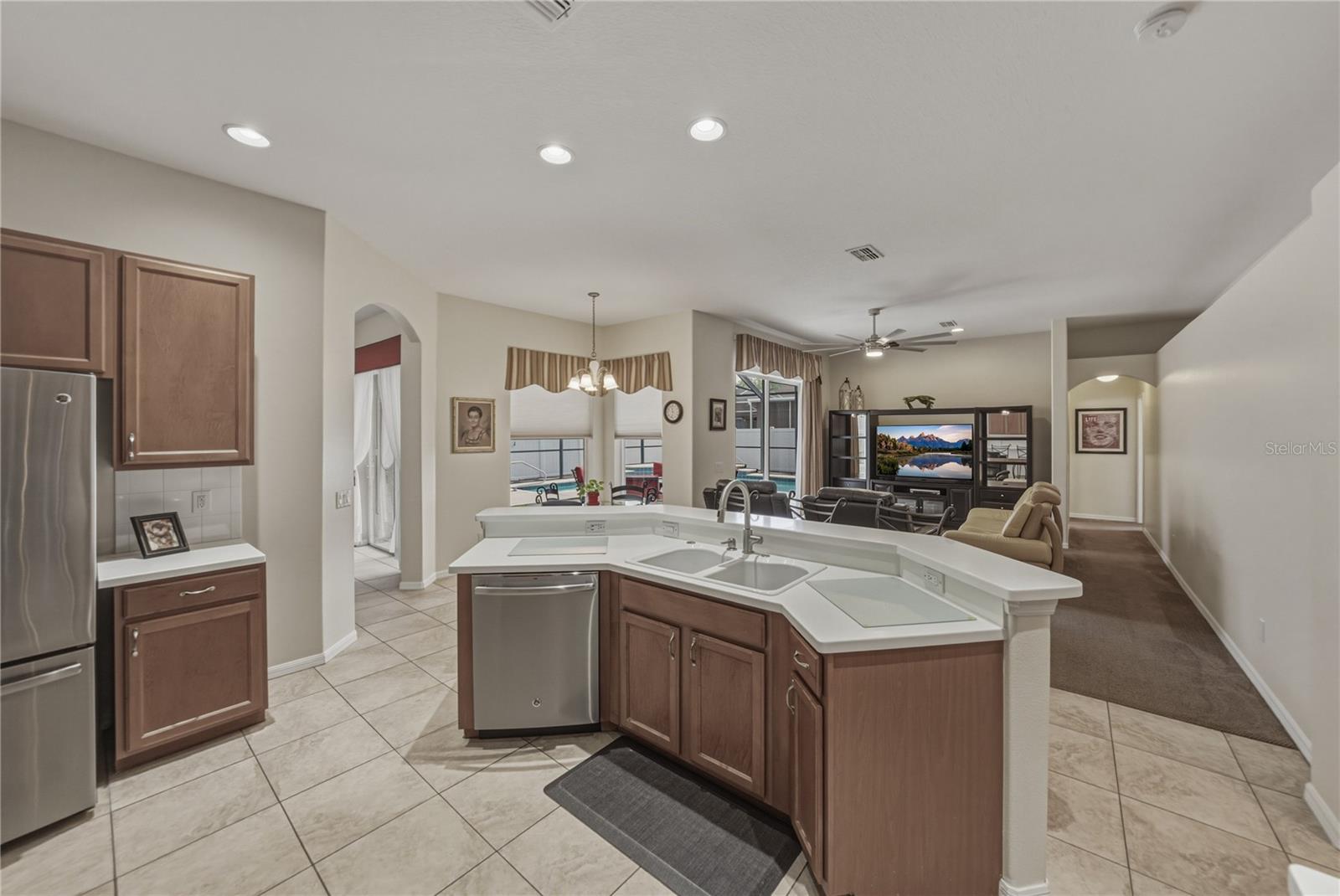 THOUSAND OAKS EAST PH 02 & 03 - Residential