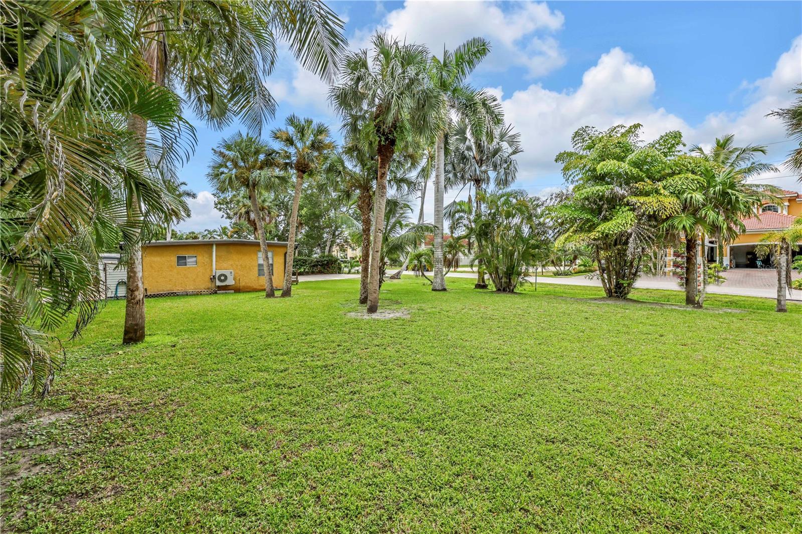 NAPLES BAYVIEW - Land