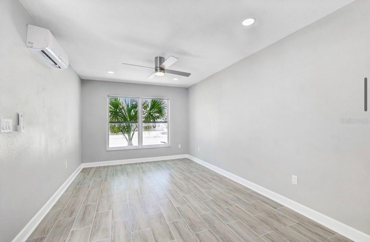 NORTH MADEIRA SHORES - Residential