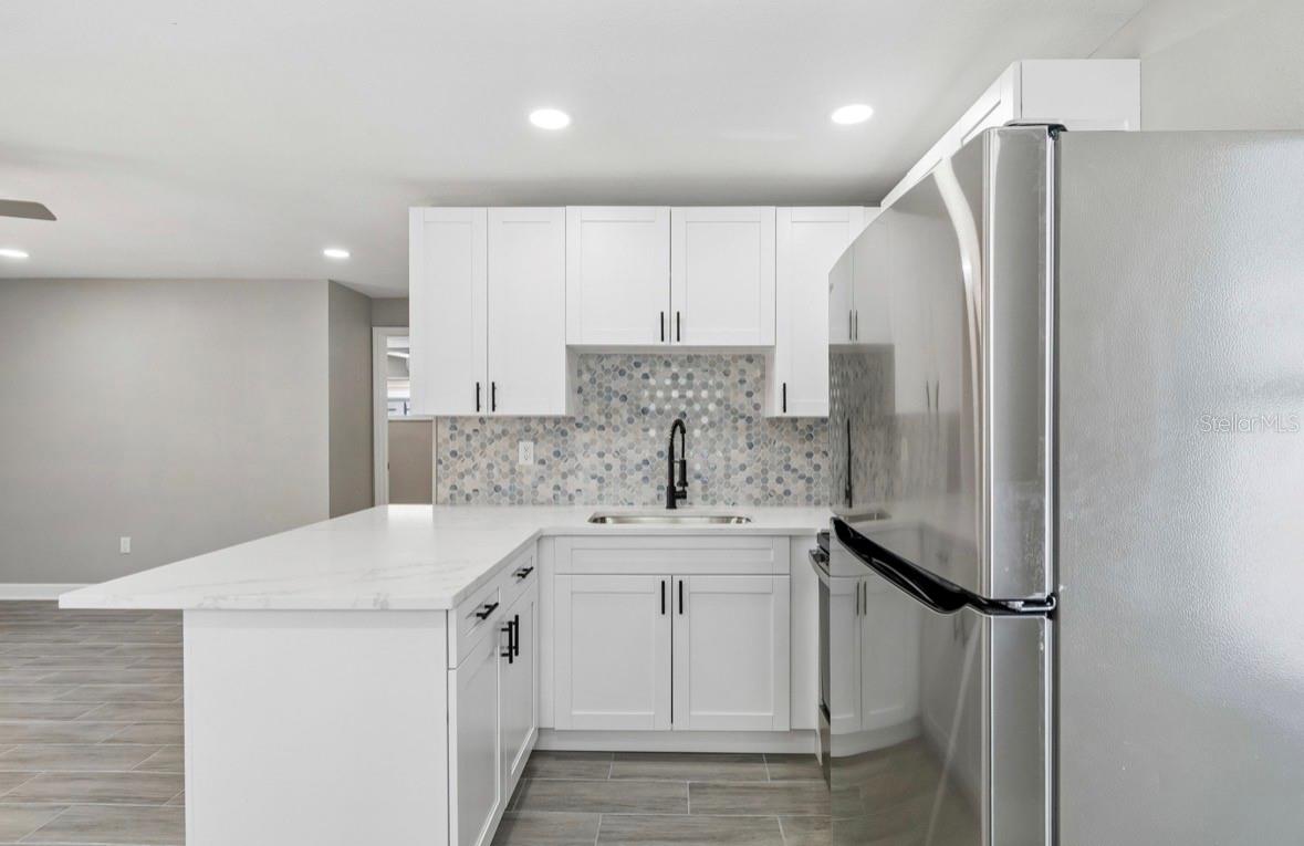 NORTH MADEIRA SHORES - Residential