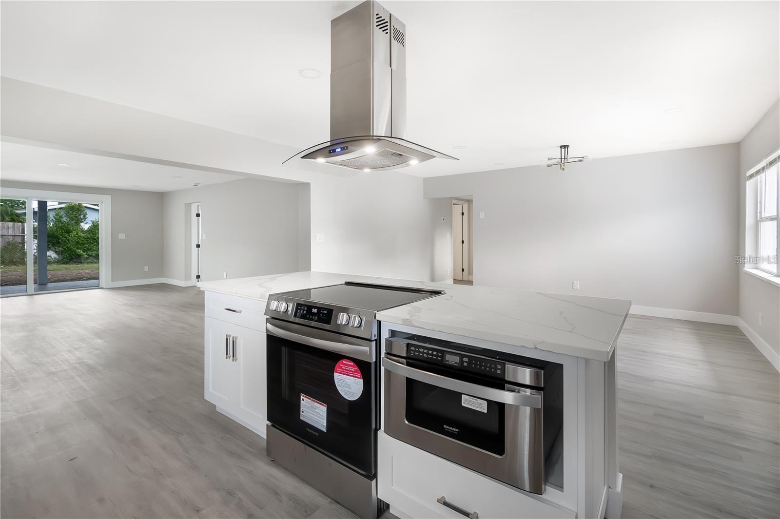 BLOSSOM LAKE VILLAGE SEC 2 - Residential Lease
