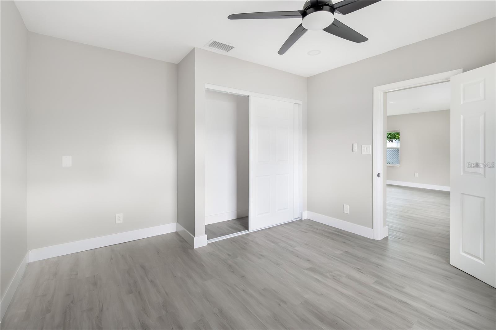 BLOSSOM LAKE VILLAGE SEC 2 - Residential Lease