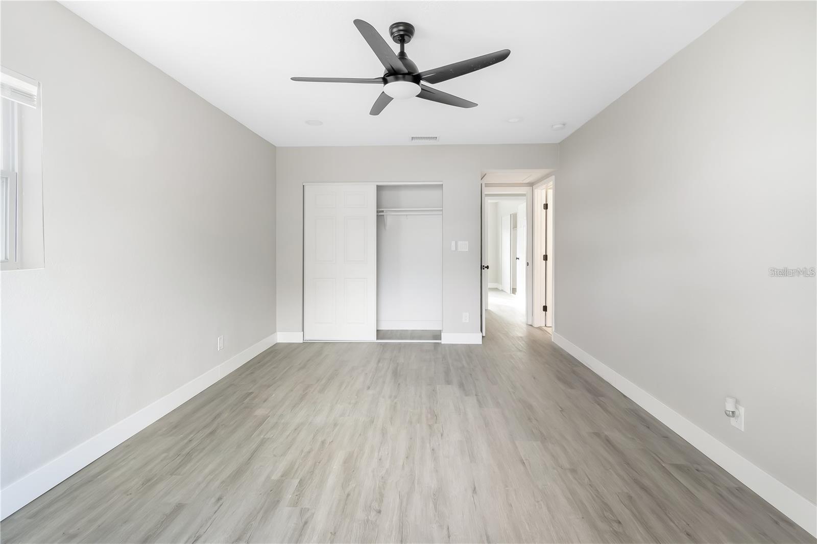 BLOSSOM LAKE VILLAGE SEC 2 - Residential Lease