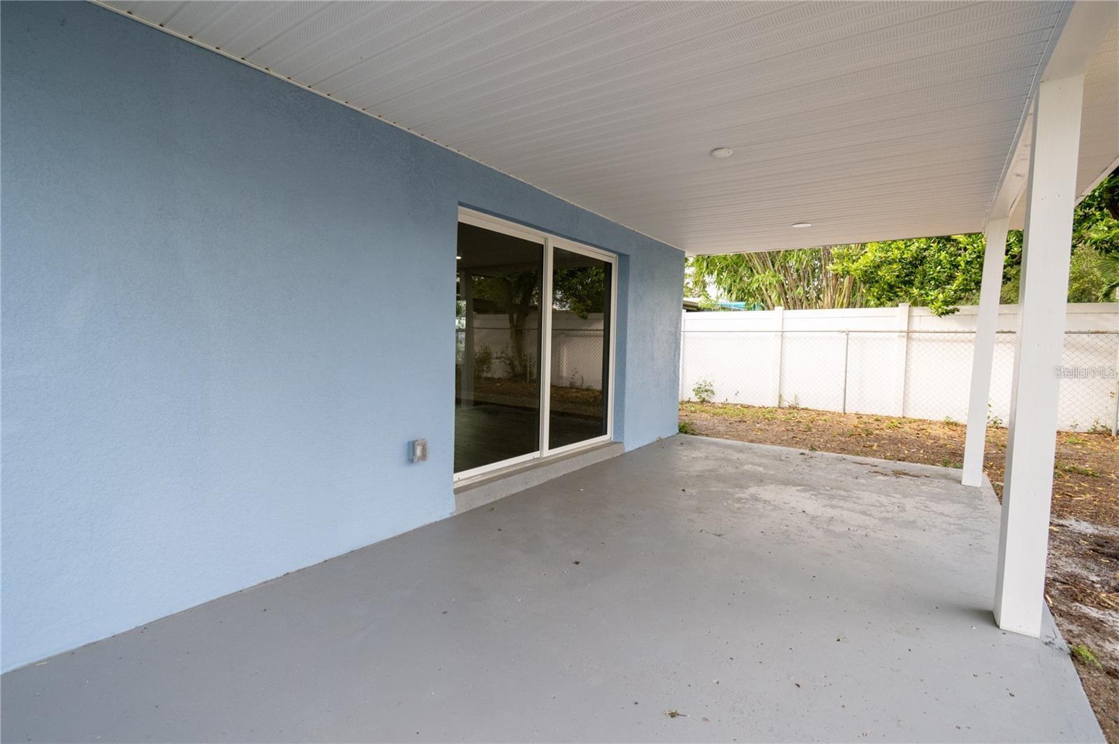 BLOSSOM LAKE VILLAGE SEC 2 - Residential Lease